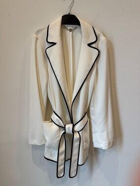 Marc Cain Elegant Cream Blazer with Black Piped Trim and Belt